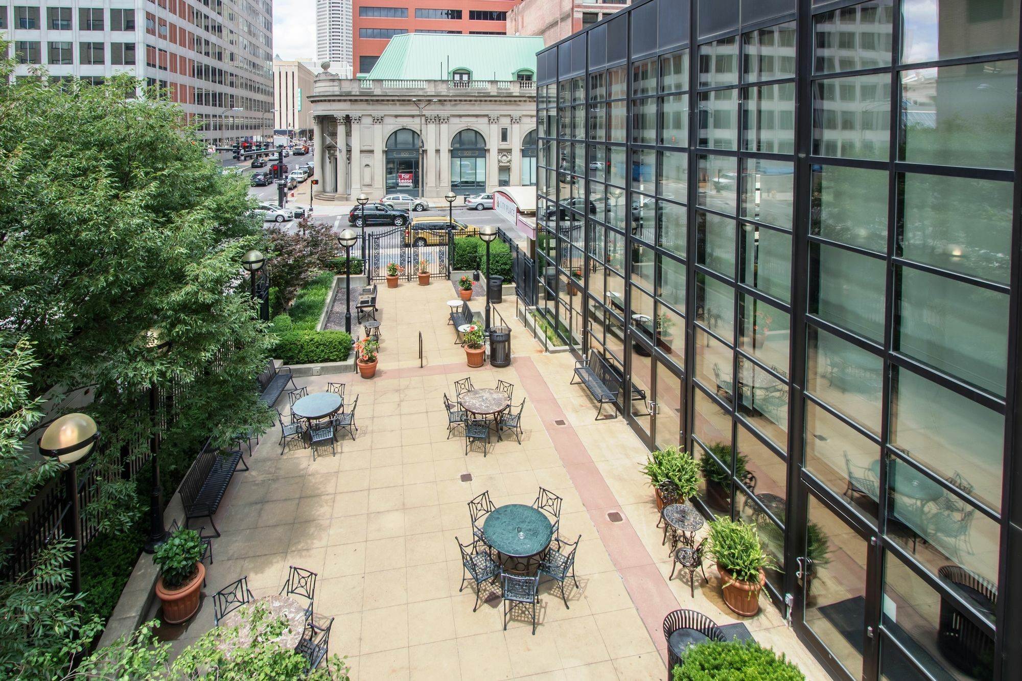 City Place Downtown St. Louis Hotel Exterior photo